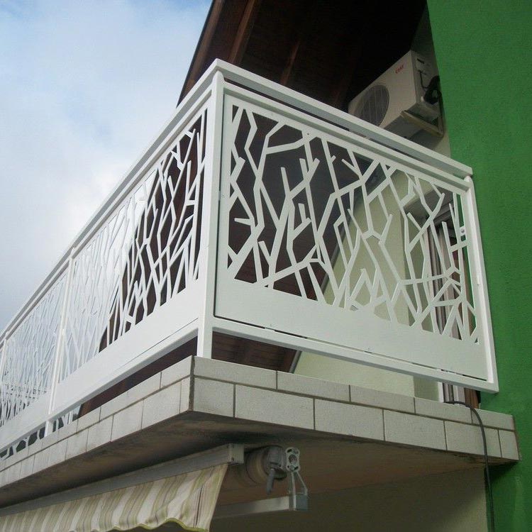 railing balkon laser cutting