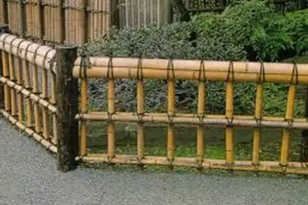 model pagar bambu untuk taman