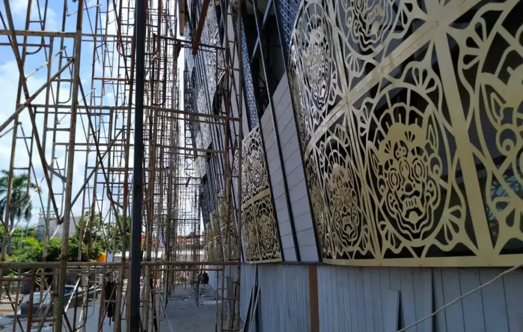 The keranjang bali mall construction photos